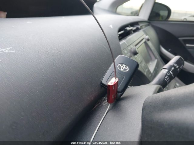 JTDKN3DUXE0386894 Toyota Prius Four