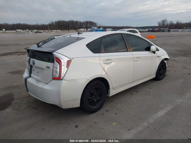JTDKN3DUXE0386894 Toyota Prius Four