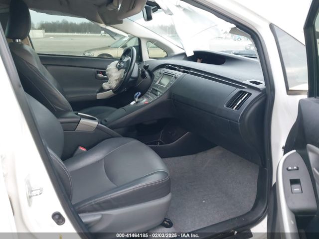 JTDKN3DUXE0386894 Toyota Prius Four