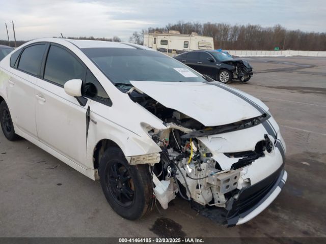 JTDKN3DUXE0386894 Toyota Prius Four