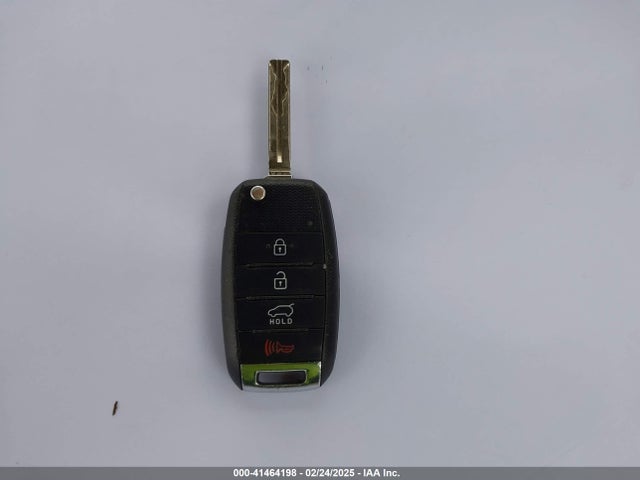 KIA SOUL + 2014 KNDJP3A54E7056551 Image 11