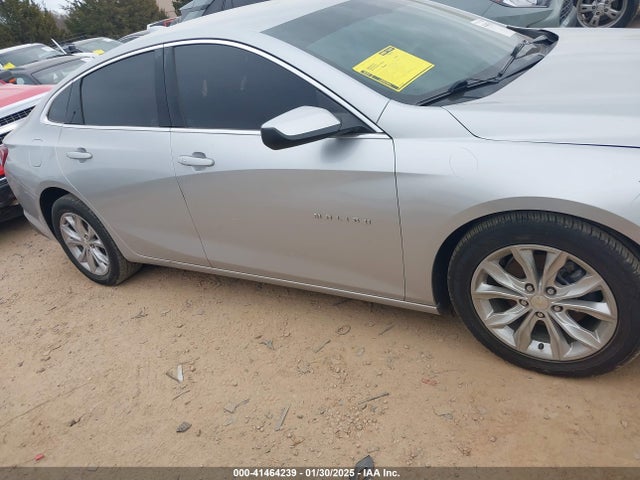 1G1ZD5ST9LF037509 Chevrolet Malibu Fwd Lt