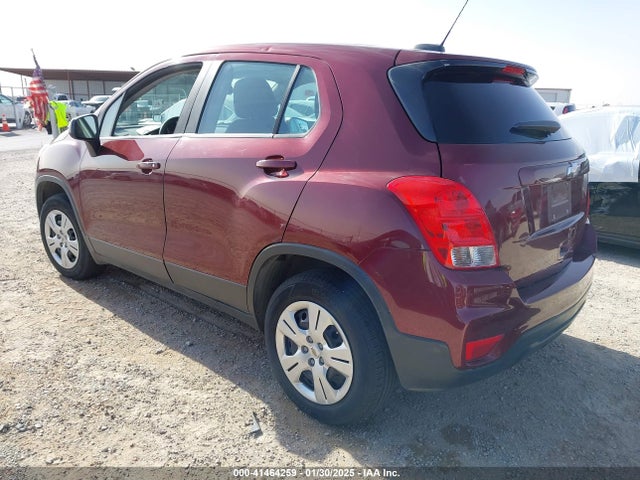 3GNCJKSB8HL159018 Chevrolet TRAX LS
