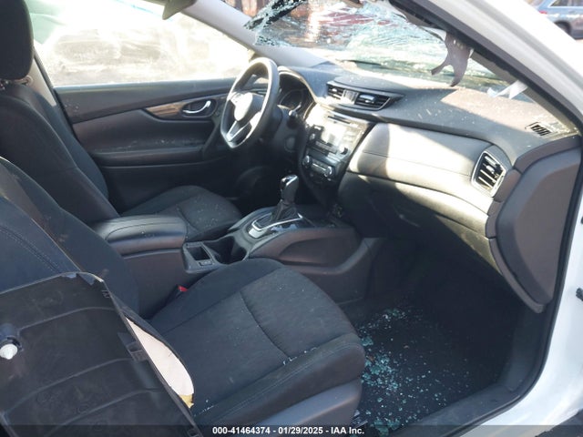 5N1AT2MVXHC794749 Nissan ROGUE SV