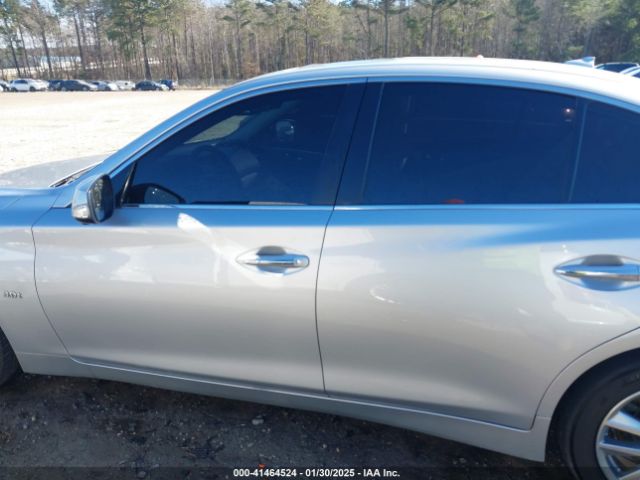 JN1EV7AR0HM833138 Infiniti Q50 3.0t Premium