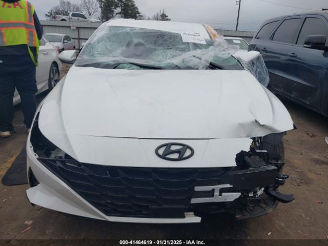 5NPLS4AG1PH086524 Hyundai ELANTRA SEL