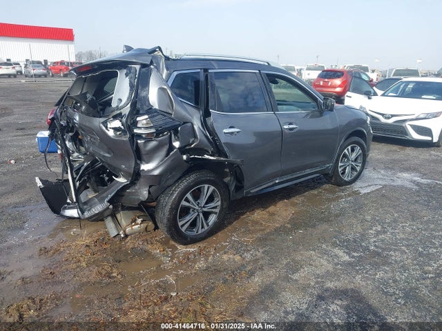 5N1AT2MT1JC825830 Nissan Rogue Sl