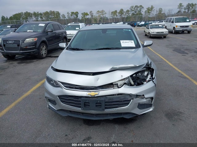 1G1ZD5ST8JF149215 Chevrolet MALIBU LT