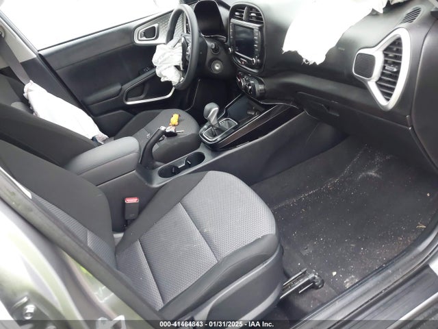 KNDJ23AU8R7905009 KIA SOUL LX