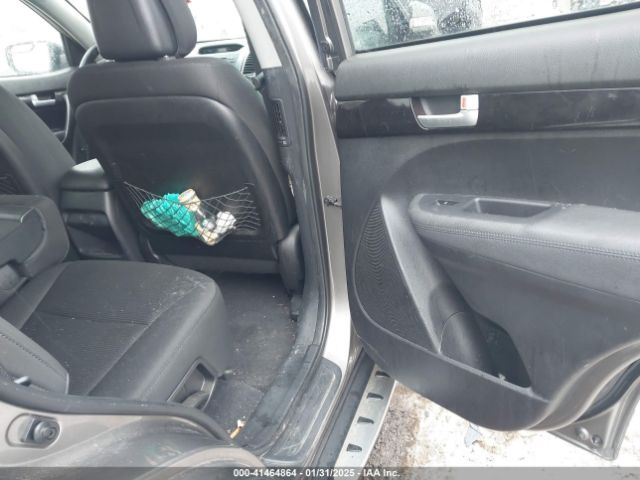 5XYKT3A60FG579188 KIA SORENTO LX