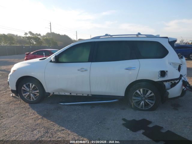 5N1DR2MN7KC582944 Nissan Pathfinder Sv