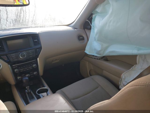 5N1DR2MN7KC582944 Nissan Pathfinder Sv