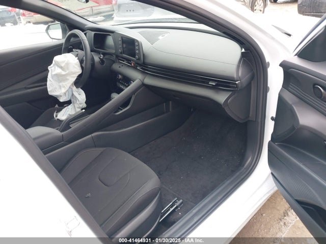 KMHLM4DG9SU881711 Hyundai Elantra Sel Sport