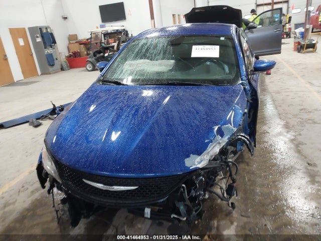 Chrysler 200 S 2015 1C3CCCBB8FN756535 Image 13