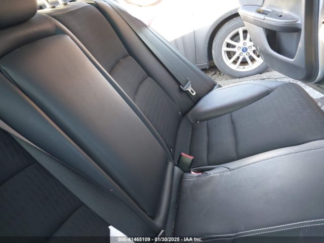 1FADP3F27HL258992 Ford FOCUS SE