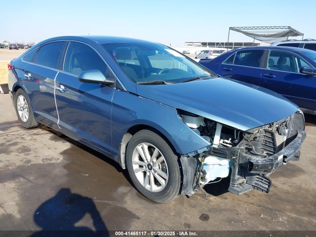 Hyundai SONATA SE 2015 5NPE24AF1FH205400 Image 1