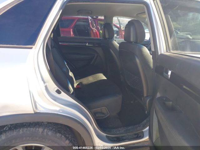 5XYKT3A69EG520798 KIA SORENTO LX