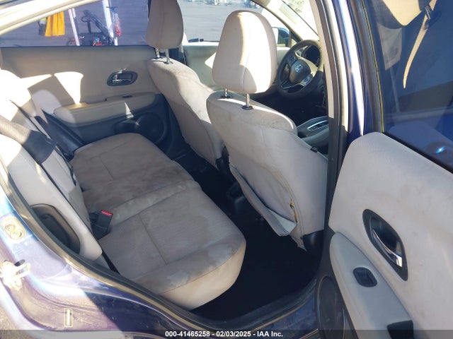 Honda HR-V LX 2016 3CZRU5H33GM756253 Image 8