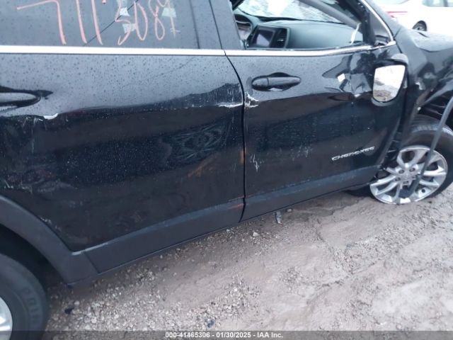 1C4PJMCB8KD367868 Jeep Cherokee Latitude 4x4