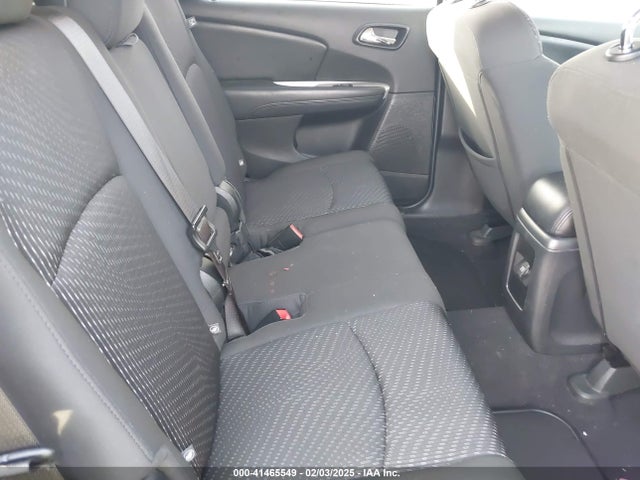 3C4PDCAB4JT527631 Dodge JOURNEY SE