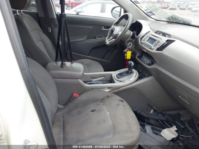 KNDPB3AC9G7854960 KIA Sportage Lx