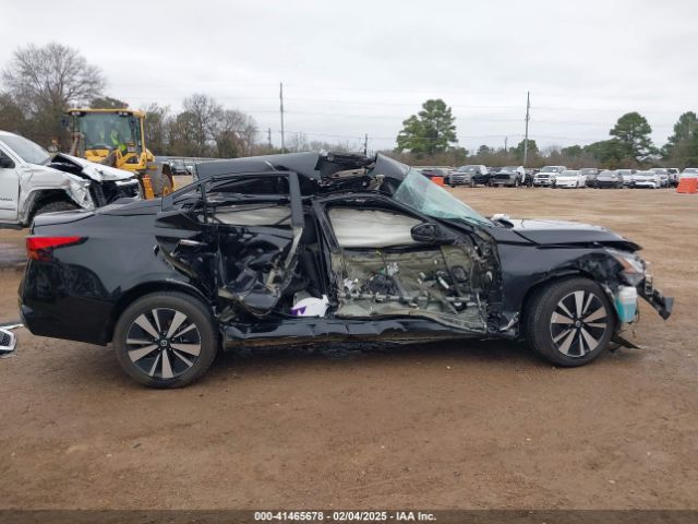 1N4BL4DW1NN308025 Nissan Altima Sv Intelligent Awd