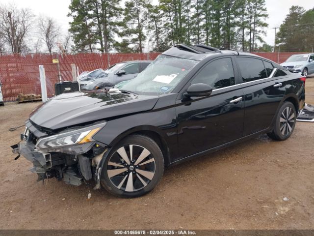 1N4BL4DW1NN308025 Nissan Altima Sv Intelligent Awd