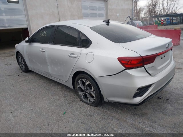 3KPF24AD0KE132053 KIA Forte Lxs