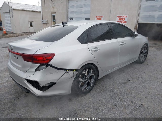3KPF24AD0KE132053 KIA Forte Lxs