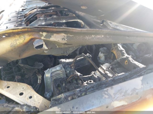 JTMWFREV6HJ713170 Toyota Rav4 Xle