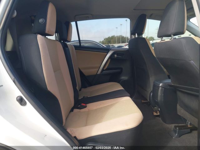 JTMWFREV6HJ713170 Toyota Rav4 Xle