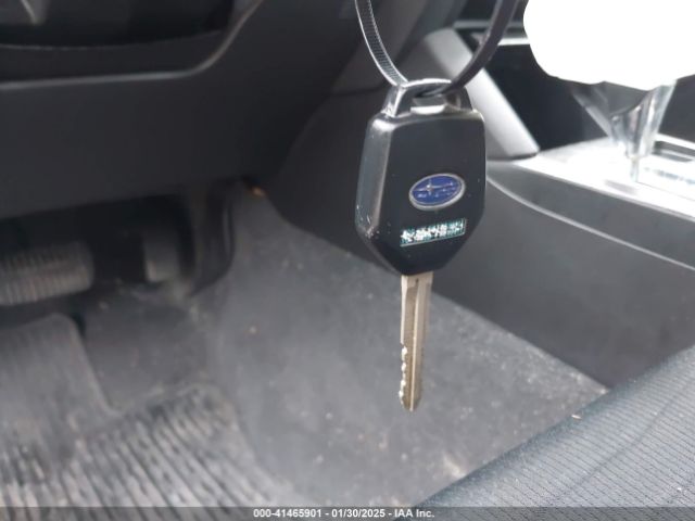 4S3BNAB65H3037640 Subaru Legacy 2.5i