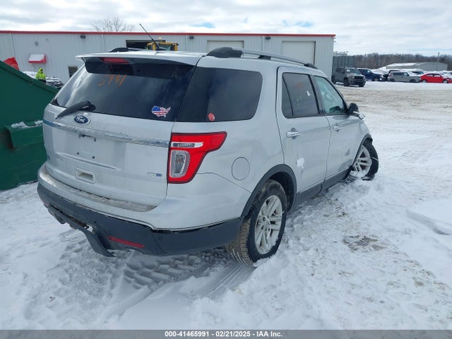 Ford EXPLORER XLT 2015 1FM5K8D83FGC17925 Image 4