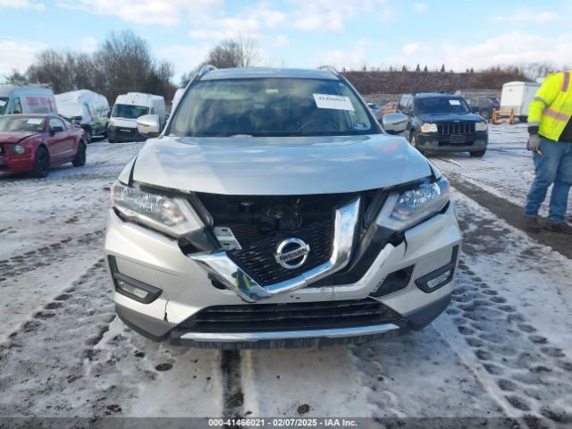 JN8AT2MVXHW003255 Nissan ROGUE SV