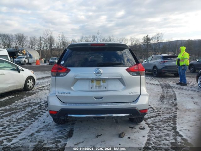 JN8AT2MVXHW003255 Nissan ROGUE SV