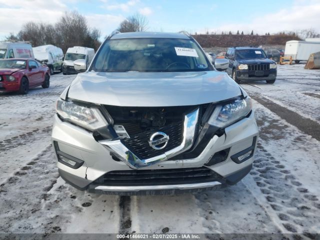 JN8AT2MVXHW003255 Nissan ROGUE SV