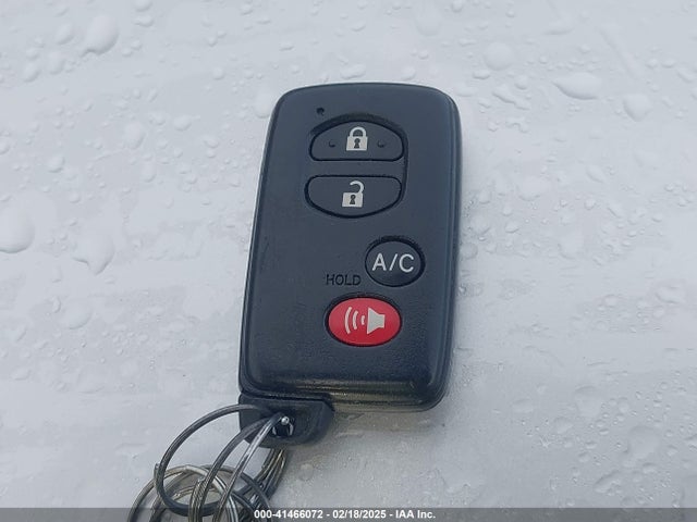 Toyota PRIUS PLUG-IN 2014 JTDKN3DP9E3050355 Image 11
