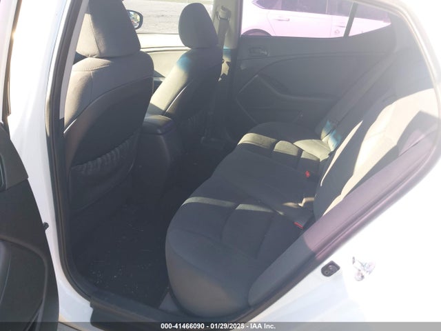 KIA Optima Lx 2015 5XXGM4A76FG418107 Image 8