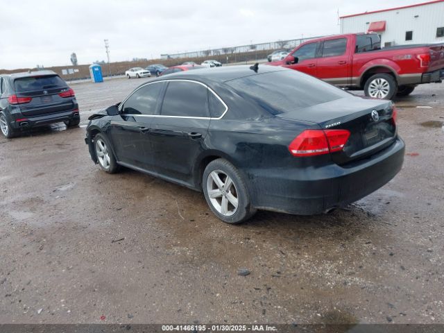 1VWBT7A35EC040417 Volkswagen Passat 1.8t Se
