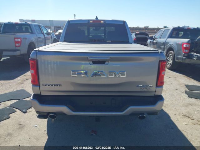 1C6SRFJP5SN657354 RAM 1500 Laramie  4x4 5'7 Box