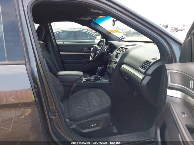 Ford EXPLORER XLT 2018 1FM5K7D80JGC69211 Image 5