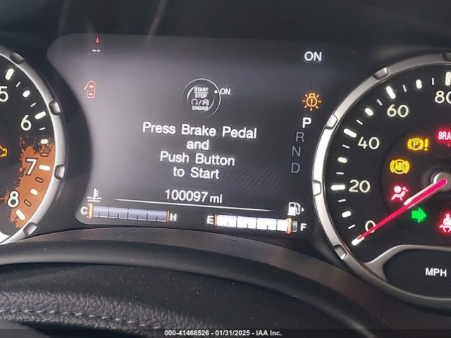 ZACCJABB4HPF24174 Jeep Renegade Altitude Fwd
