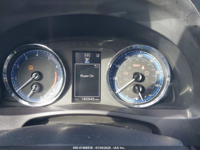 5YFBURHE9JP795588 Toyota Corolla Xle