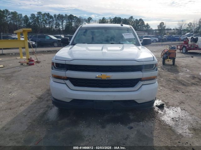 1GCVKPEC3JZ112283 Chevrolet Silverado 1500 Custom