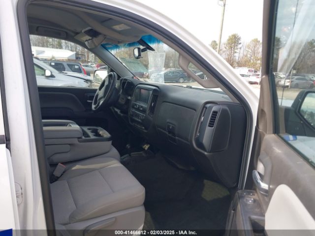1GCVKPEC3JZ112283 Chevrolet Silverado 1500 Custom
