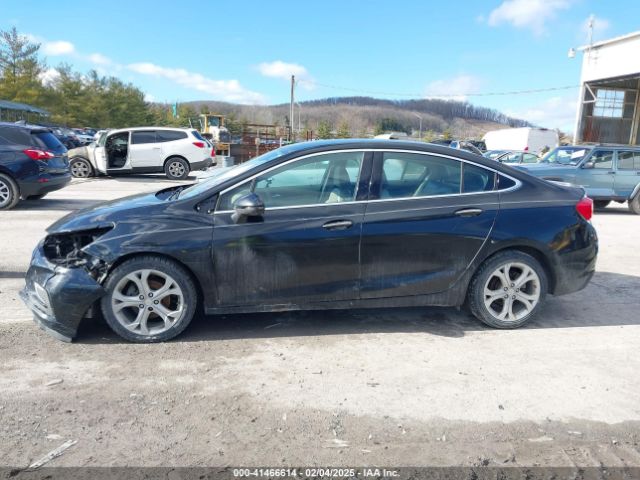 1G1BF5SM6H7225331 Chevrolet Cruze Premier Auto