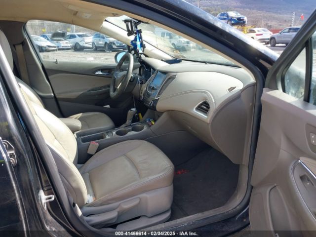 1G1BF5SM6H7225331 Chevrolet Cruze Premier Auto