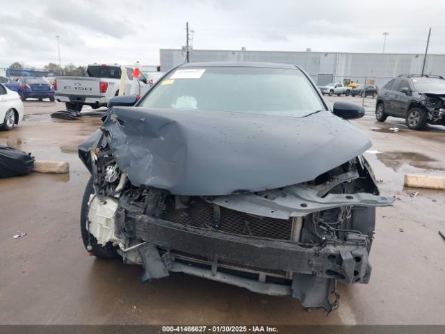 4T4BF1FK8FR473704 Toyota CAMRY LE