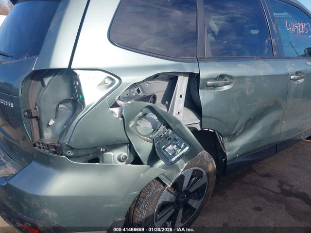 Subaru Forester 2.5i Premium 2018 JF2SJAEC5JH613346 Image 6
