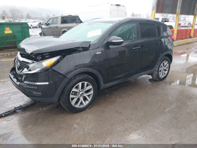 KIA Sportage Lx 2014 KNDPBCAC1E7642079 Image 2